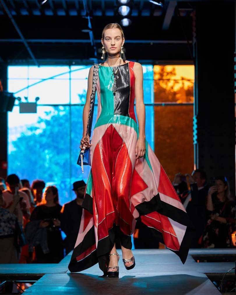 DVF to present collection via virtual reality