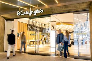 El Corte Inglés abre campaña para la contratación de 6.000 trabajadores para Navidad