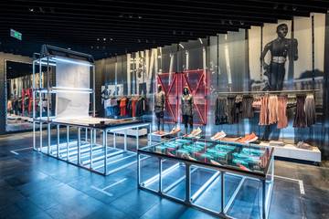 El frenazo económico alcanza a Nike: caída de ventas en Estados Unidos y China