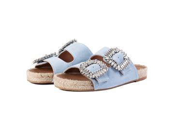 Produkt der Woche: Sandalen mit Schnallenverschluss