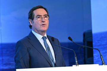 La CEOE advierte de la “pérdida de dinamismo” de la economía como resultado de la “incertidumbre” regulatoria