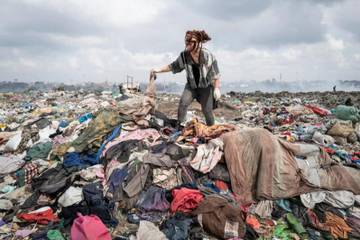 Video: Fast Fashion in der Wüste