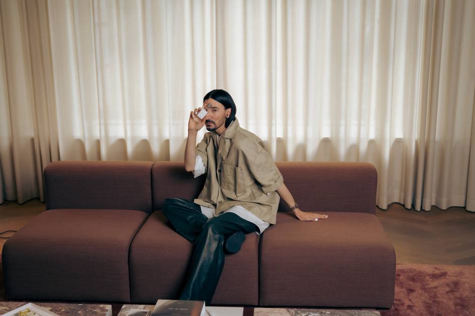 Trendexperte-Julian-Daynov-kreiert-Fragrance-mit-Vaping-Marke