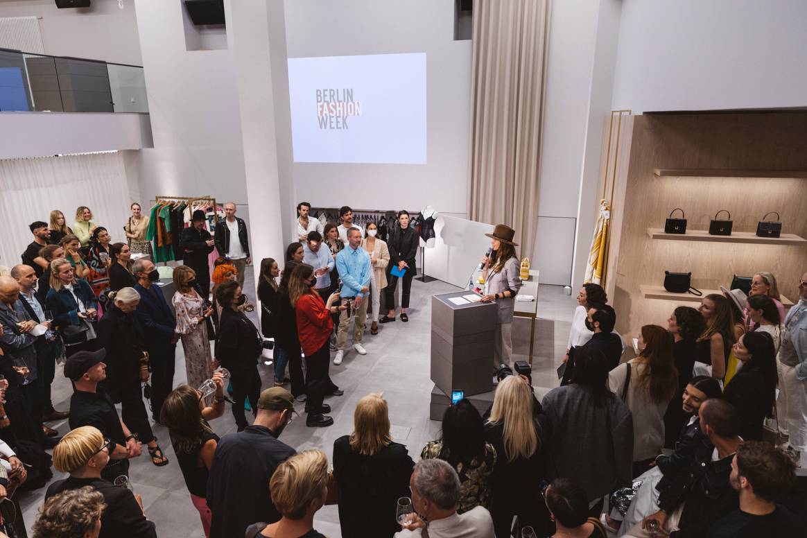 Mandie Bienek bij de opening van Studio2Retail. Credit: Max Menning
