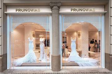 Pronovias entre en el mercado polaco y abre flagships en Madrid, México y París
