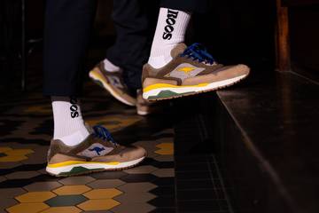 Bobby's Gin onthult sneaker collab met Kangaroos – Cocktail-Cultuur in je schoenenkasten 