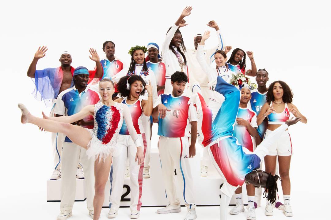 Le Coq Sportif reçoit des athlètes ayant participé aux Jeux Olympiques, au sein de son siège de Romilly-sur-Seine