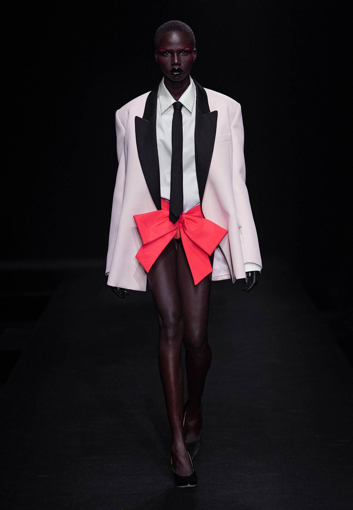 Photo Credits: Valentino, colección “Le Club Couture” de Alta Costura para la temporada Primavera/Verano SS23.