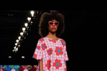 Video: Agatha Ruiz de la Prada SS22 Kollektion