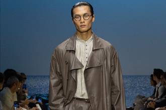 Mfw: Armani gioca con i contrasti e crea l'armonia