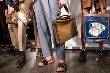 Accessoires pour Hommes Printemps-Eté 2018 vus sur les Défilés