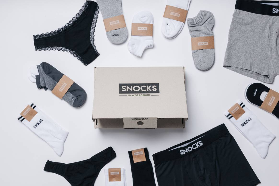 Bei der Verpackung setzt Snocks auf umweltfreundliche Materialien. Foto: Snocks