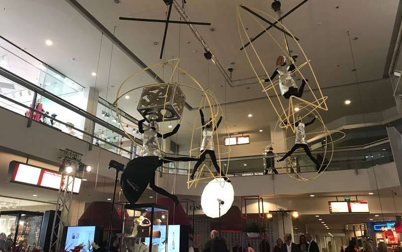 World Fashion Centre viert 50-jarig jubileum met koffietafelboek