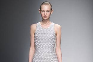 Iris van Herpen, la mode entre architecture et science