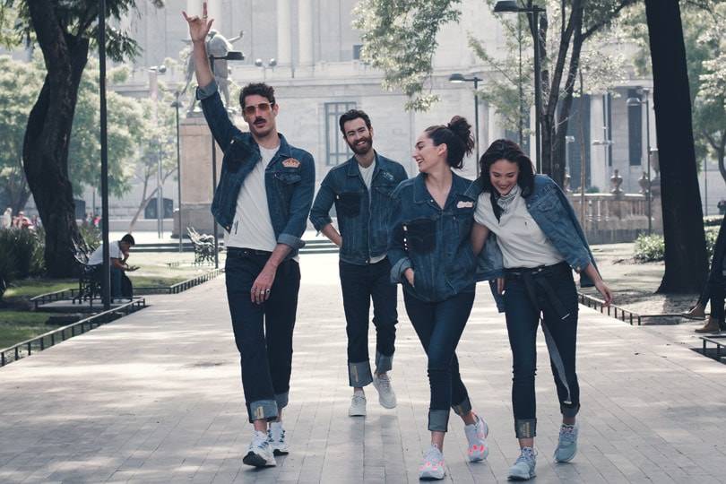 Levi’s lanza una colección inspirada en la tradicional cerveza Corona