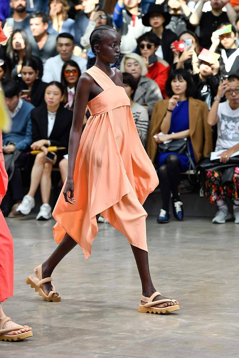 Gespot op de catwalk: Pantone’s modekleuren lente/zomer 2020 New York Fashion Week