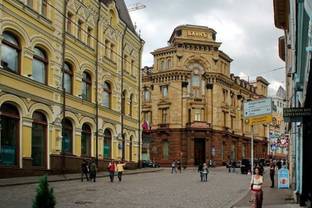 Улицы Москвы теряют позиции